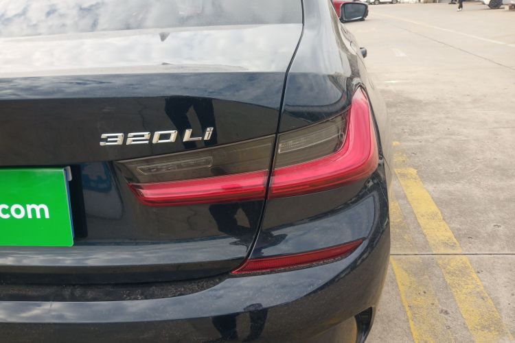 宝马3系 2021款 改款 320Li M运动套装车身外观9