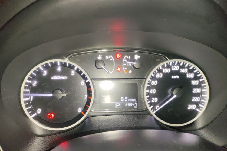 日产 轩逸 2022款 经典 1.6XL CVT豪华版中控内饰14