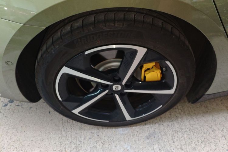 小米汽车 小米SU7 2024款 四驱超长续航高阶智驾Max版车身外观6008