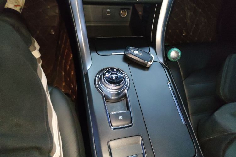 福特 蒙迪欧 2017款 EcoBoost 180 时尚型中控内饰18