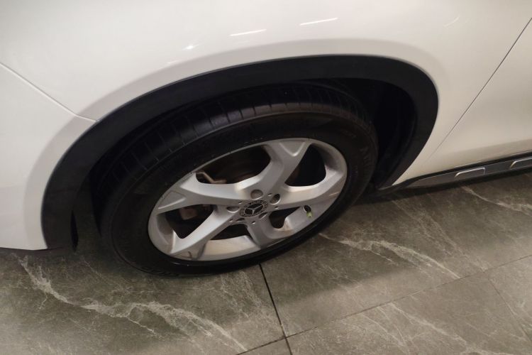 奔驰GLA 2019款 GLA 200 动感型车身外观6007