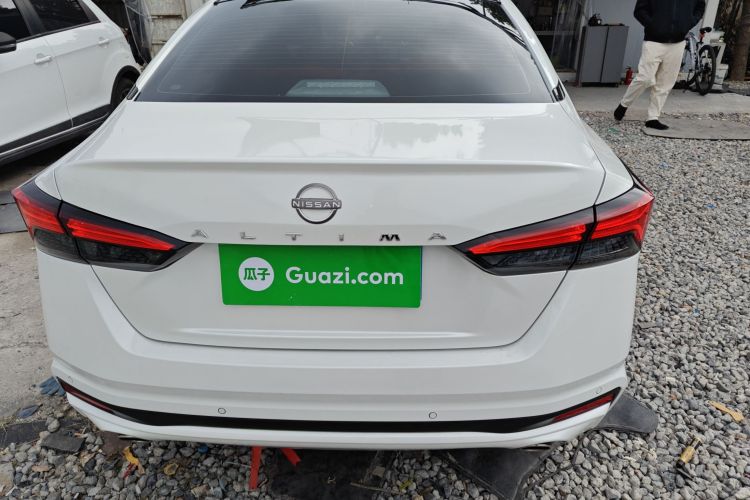 日产 天籁 2022款 2.0L XL-TLS 悦享版车身外观6