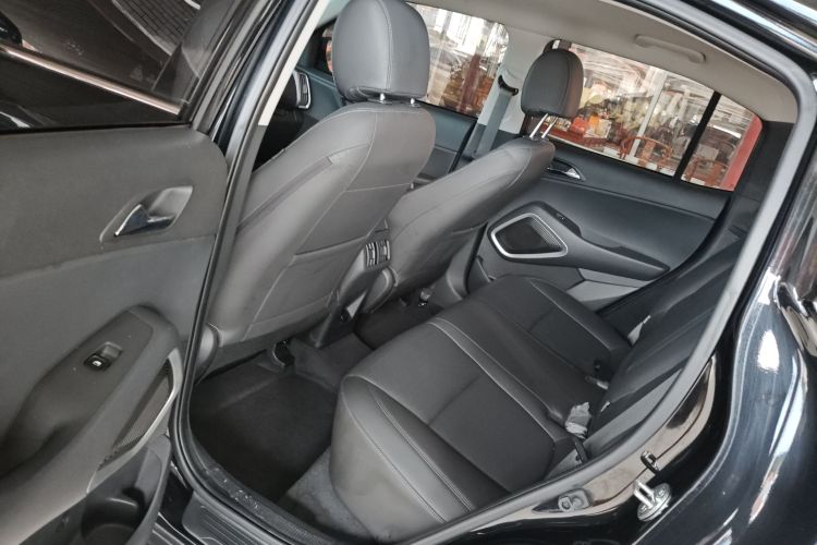 北京现代ix35 2019款 2.0L 自动两驱智勇·畅享版 国VI中控内饰21