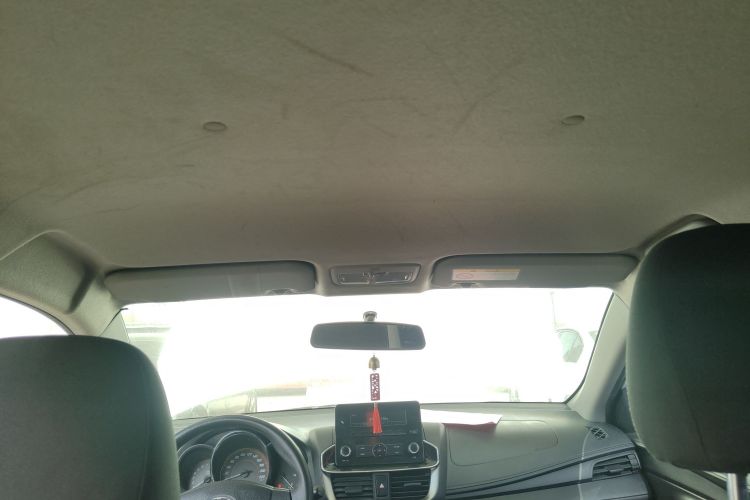 丰田 YARiS L 致炫 2021款 1.5L CVT领先版局部细节22