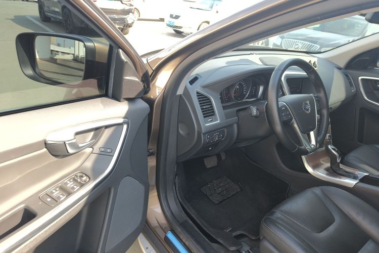 沃尔沃XC60 2017款 T5 智进升级版中控内饰20