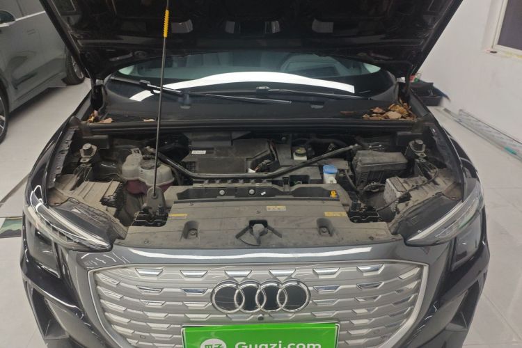 奥迪Q5 e-tron 2022款 40 e-tron 星耀型 锦衣套装局部细节24