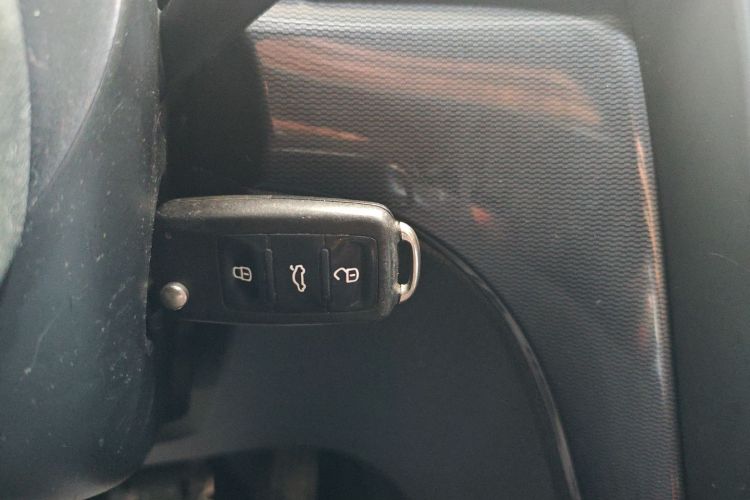 斯柯达 Yeti 2014款 1.4TSI DSG极地版中控内饰11