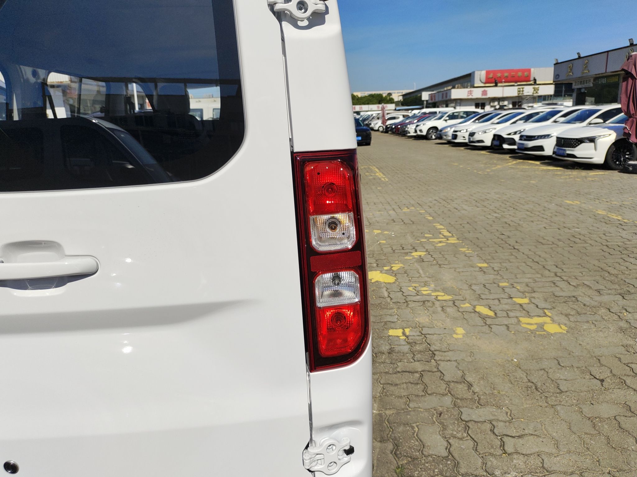 五菱汽车 五菱扬光 2024款 300KM 舒适型客车版 75kW