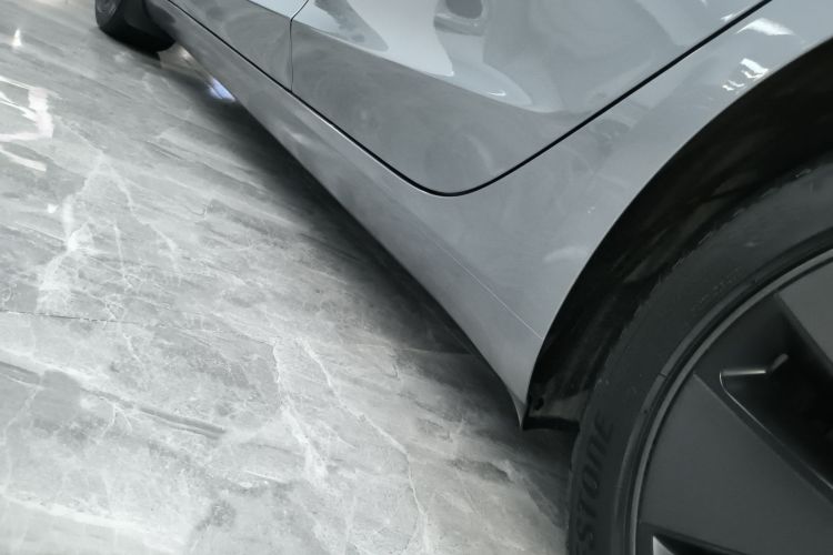 特斯拉 Model 3 2023款 长续航全轮驱动版局部细节9002