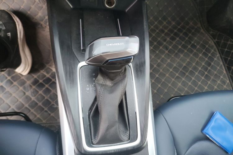 雪佛兰 科鲁泽 2024款 1.5L 双离合悦享版中控内饰18