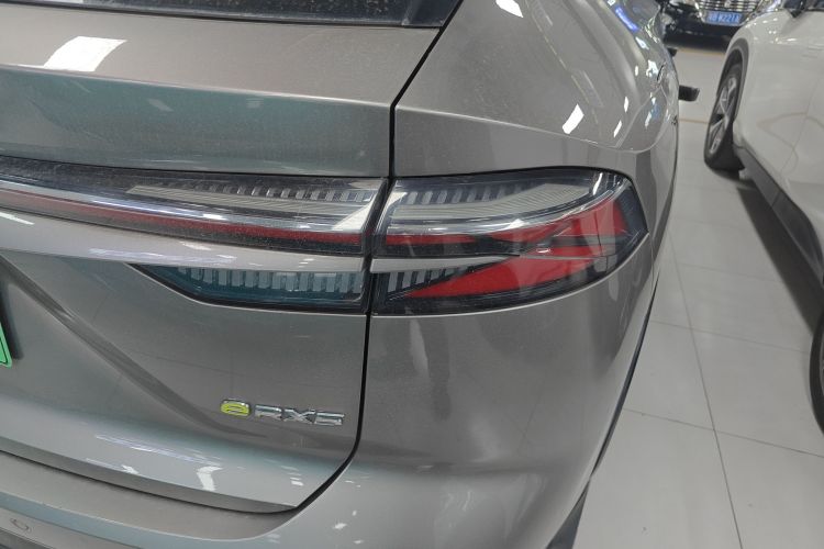 荣威RX5新能源 2023款 eRX5 超混舒享版车身外观9