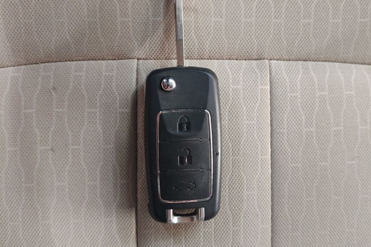 东风风行 菱智 2022款 M5L 2.0L 实用型 7座中控内饰7001