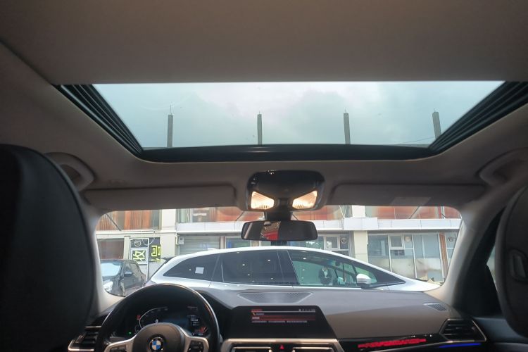 宝马3系 2022款 改款 320Li M运动套装中控内饰22