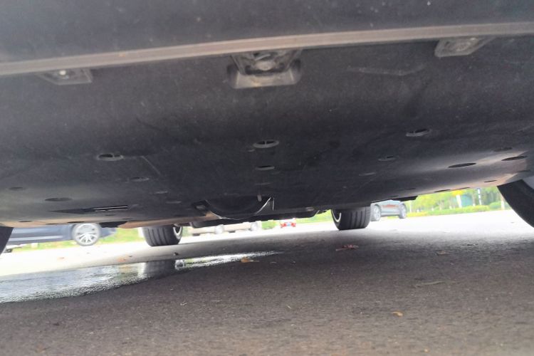 理想汽车 理想L8 2023款 Pro局部细节9008