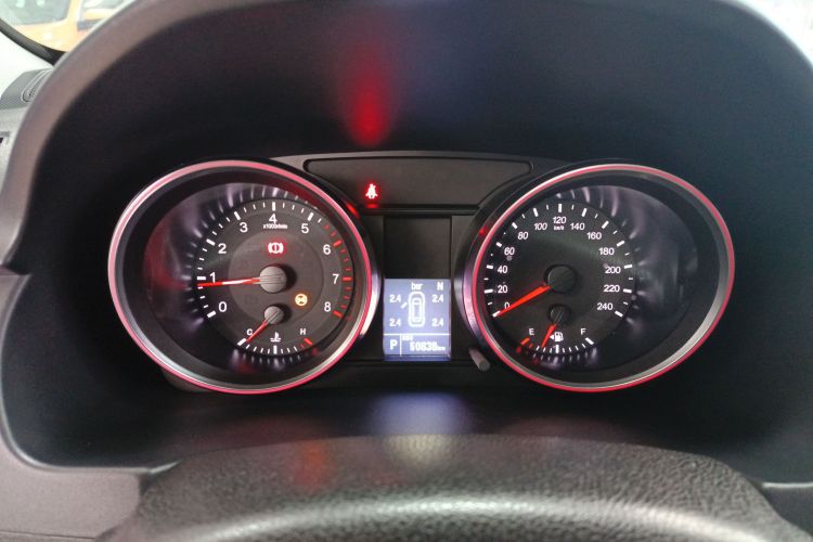 哈弗M6 2018款 改款 1.5T DCT两驱精英型中控内饰14