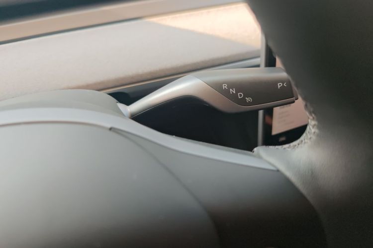 特斯拉 Model Y 2024款 后轮驱动版中控内饰18