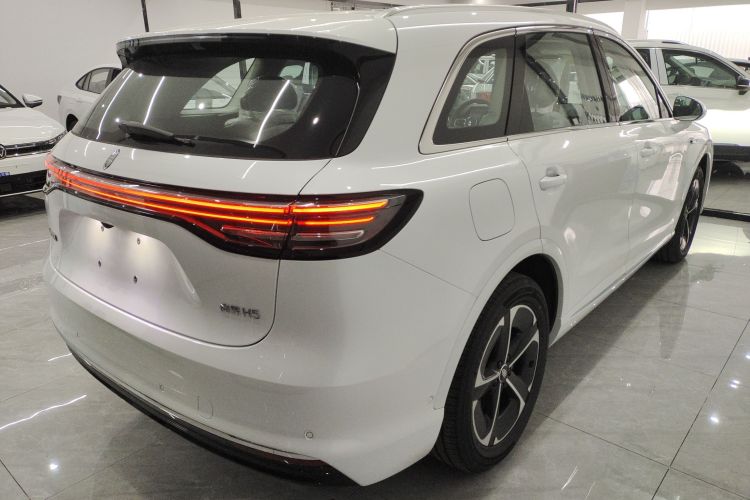 鸿蒙智行 尚界H5 2025款 增程 Pro车身外观6005