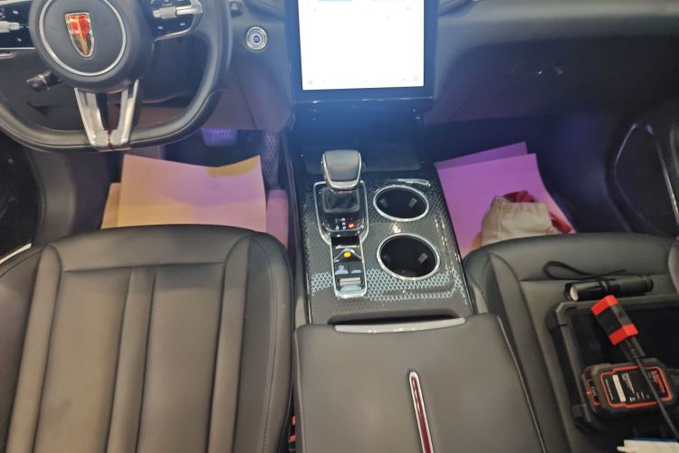 红旗HS3 2023款 1.5T 两驱善为版中控内饰18