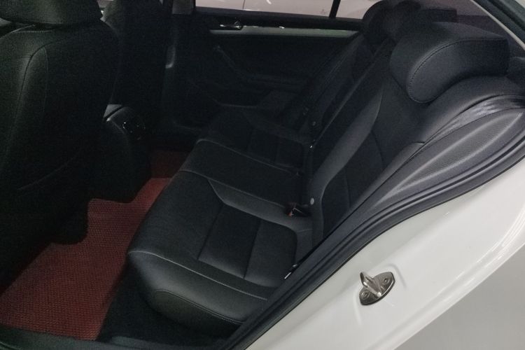 大众 速腾 2018款 1.6L 自动舒适型中控内饰21