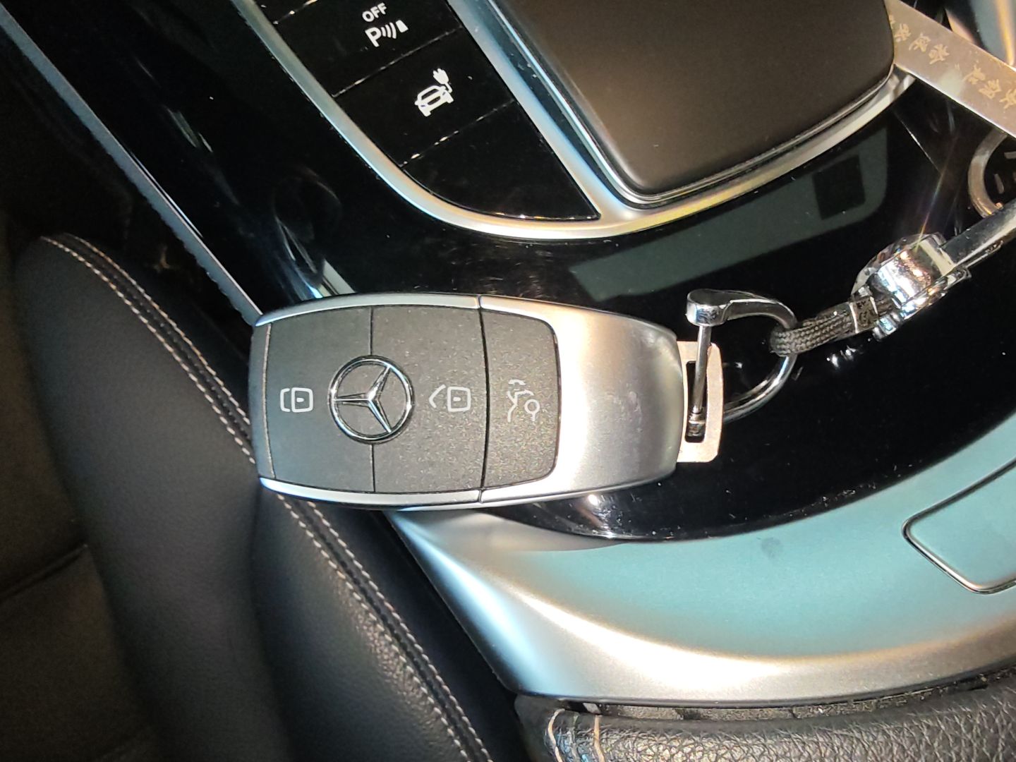 奔驰EQC 2020款 EQC 400 4MATIC