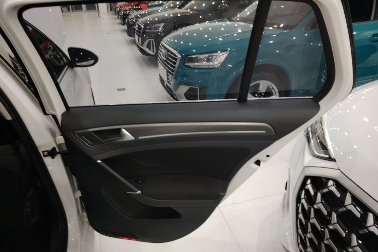 大众 高尔夫 2016款 1.6L 自动舒适型中控内饰7006