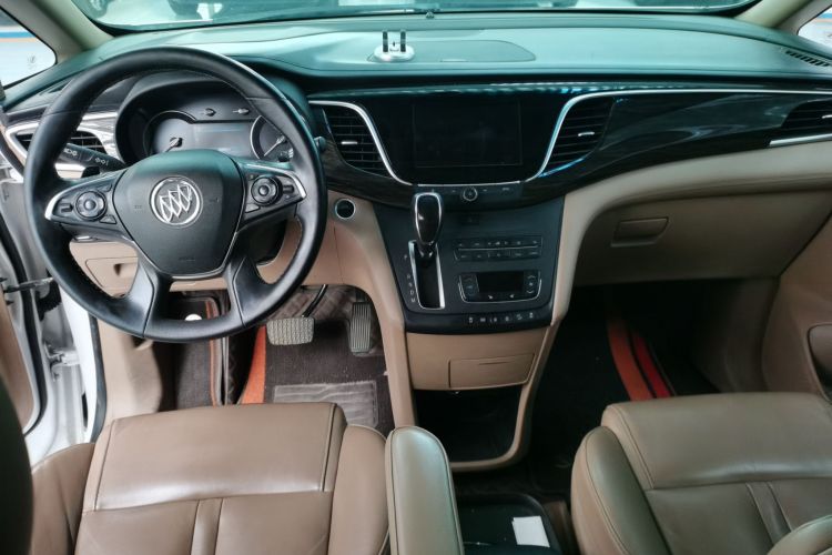 别克GL8 2018款 ES 28T 尊享型 国VI中控内饰7002