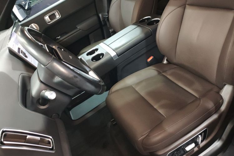 理想汽车 理想L9 2022款 Max中控内饰19