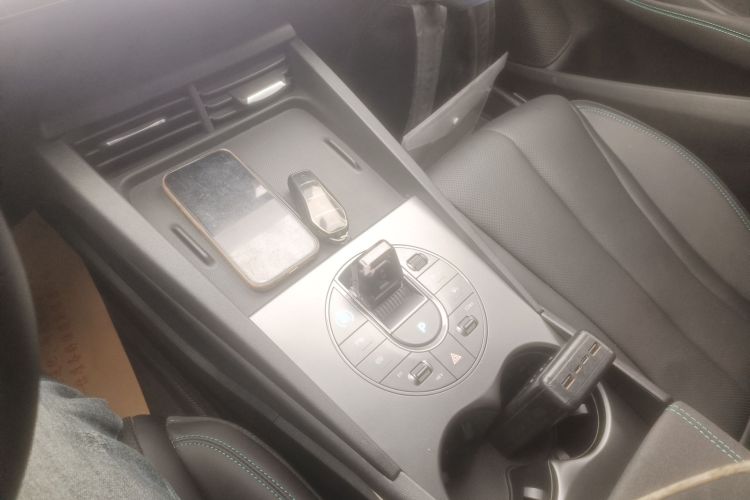 比亚迪 海豹06新能源 2025款 DM-i 智驾版 80KM豪华型中控内饰18