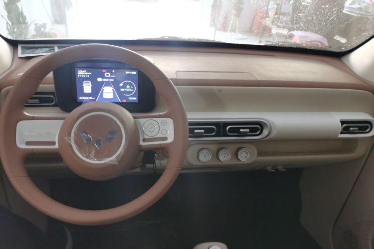 五菱汽车 宏光MINIEV 2024款 第三代 215km 青春版中控内饰12