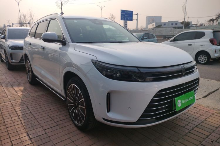 鸿蒙智行 问界M7 2022款 1.5T 四驱旗舰版车身外观3