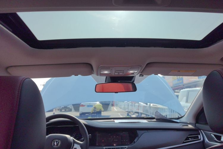 长安 逸动 2019款 蓝鲸版 280T GDI DCT极速型局部细节22