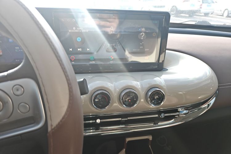 五菱汽车 五菱缤果 2023款 333km 悦享款中控内饰16