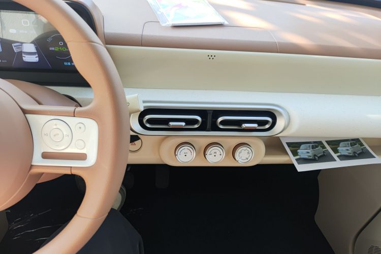 五菱汽车 宏光MINIEV 2024款 第三代 215km 青春版中控内饰16