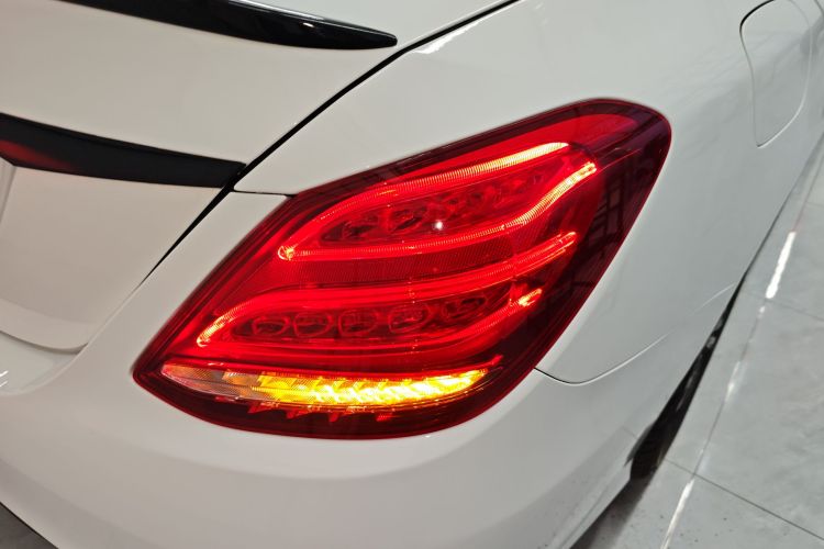 奔驰C级 2018款 C 200 L 运动版车身外观6006