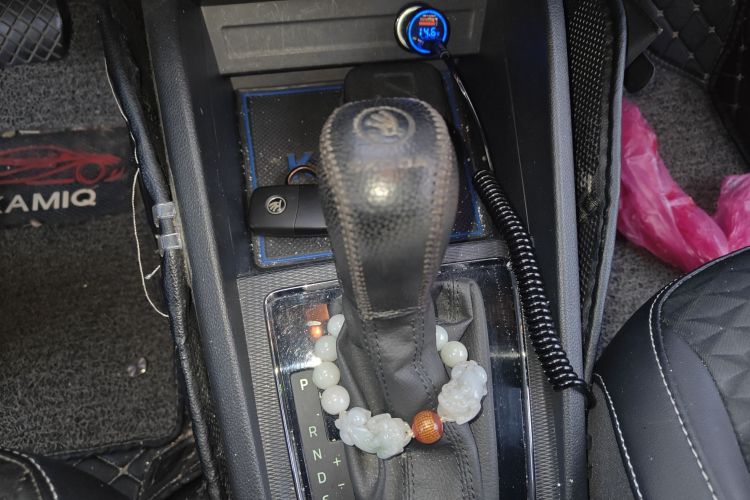 斯柯达 柯米克 2018款 1.5L 自动舒适版 国V中控内饰18