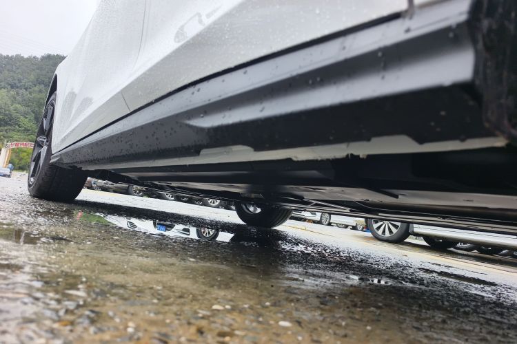 长安UNI-V 2025款 1.5T 500Bar高能版局部细节9002