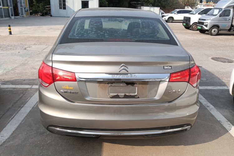 雪铁龙C4L 2014款 1.6THP 智驱版 自动劲智型车身外观6