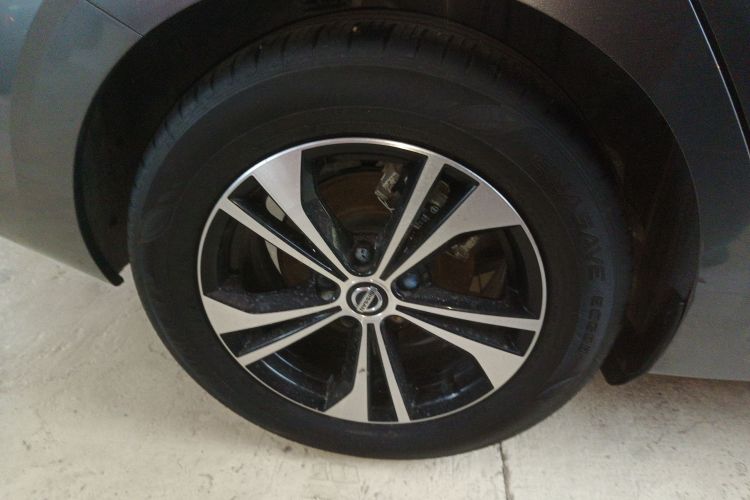 日产 轩逸 2022款 1.6L XL CVT悦享版车身外观6008