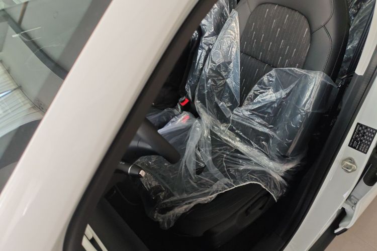 零跑汽车 零跑T03 2025款 310舒享版中控内饰19