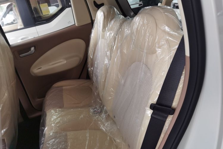 五菱汽车 宏光MINIEV 2025款 四门版 进阶款中控内饰21