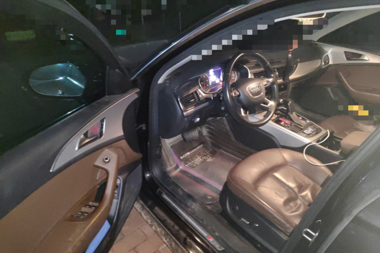 奥迪A6L 2018款 30周年年型 35 TFSI 时尚型中控内饰7003