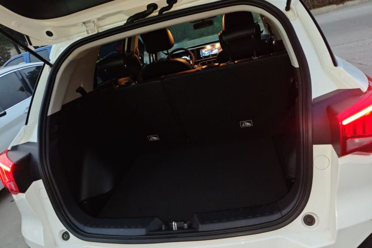 广汽传祺 传祺GS3 2022款 POWER 270T 自动劲享版机舱底盘23