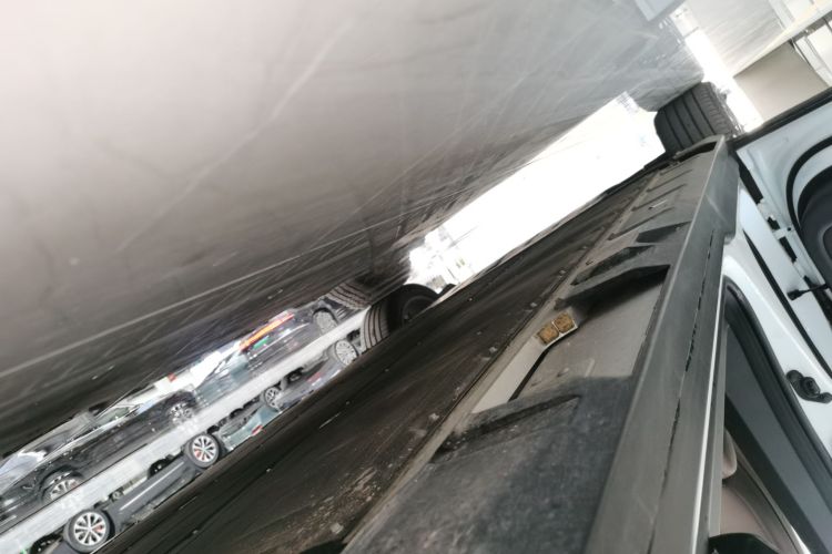 小鹏X9 2025款 740超长续航 Max局部细节9002