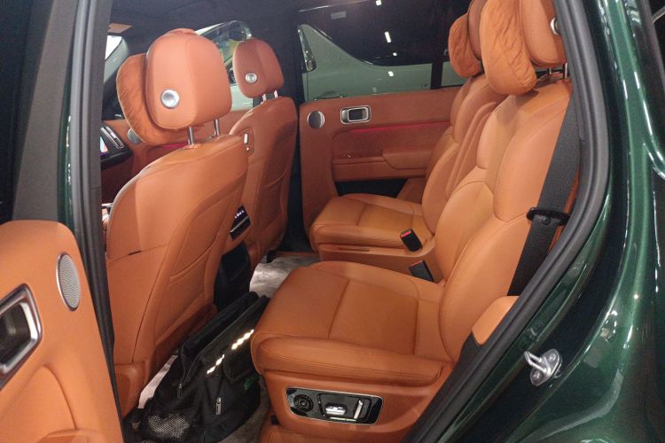 理想汽车 理想L8 2023款 Pro中控内饰21