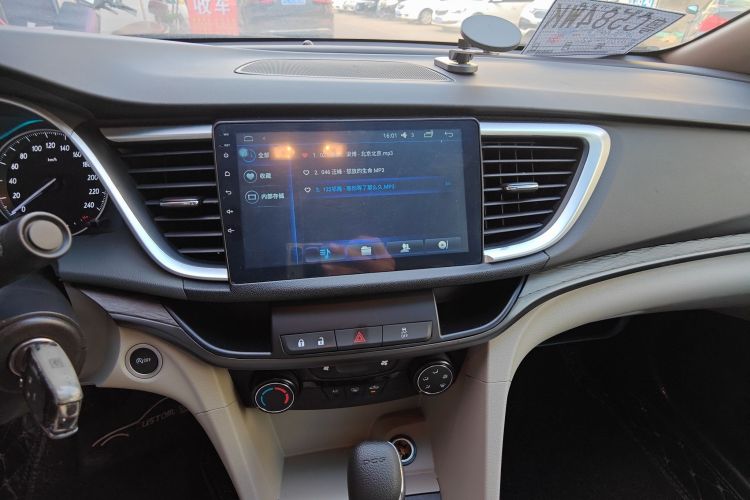 别克 英朗 2019款 15T 双离合进取型 国VI中控内饰16