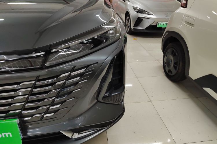 长安CS75 PLUS 2023款 第三代 1.5T 自动尊贵型局部细节36