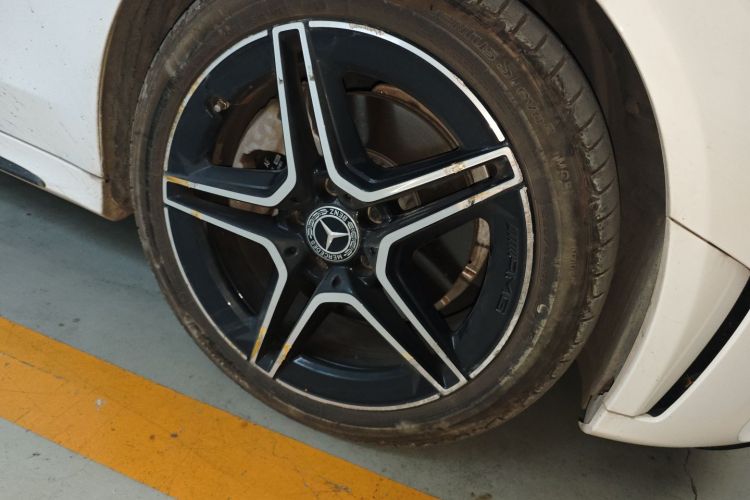 奔驰C级 2021款 C 260 星耀臻藏版车身外观10