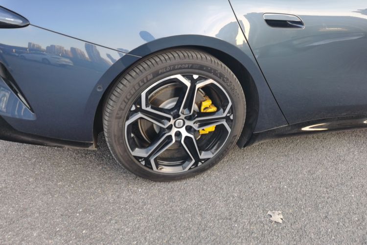 小米汽车 小米SU7 2024款 四驱超长续航高阶智驾Max版车身外观6008