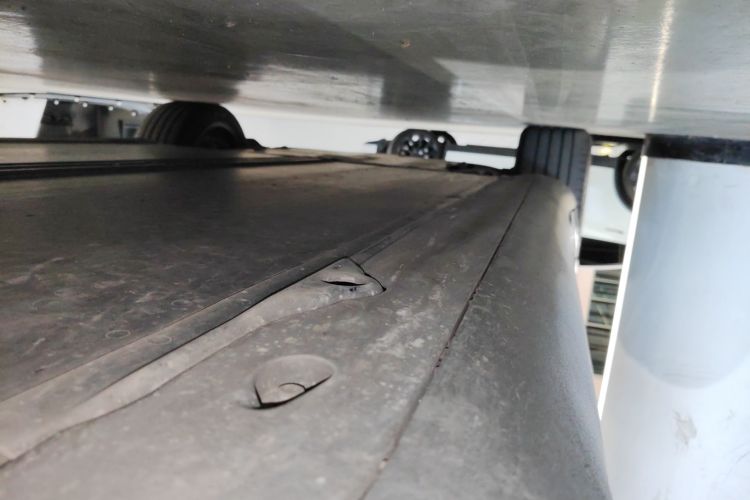 特斯拉 Model Y 2023款 后轮驱动版局部细节9002