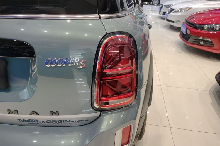 MINI Countryman 2021款 2.0T COOPER S ALL4车身外观9